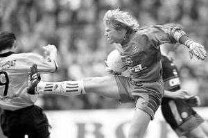 Oliver Kahn - Lustige foto photo pics picture Oliver Kahn Bayern Musnich